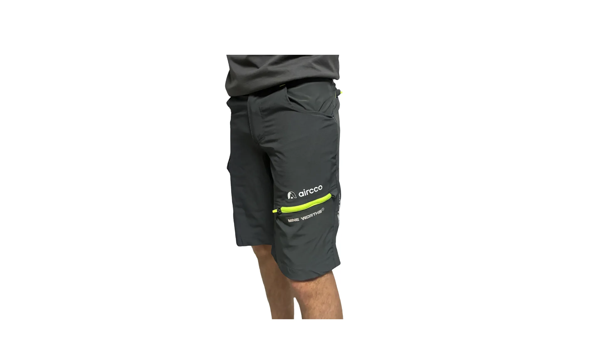 Bermuda de travail gris/vert taille 46