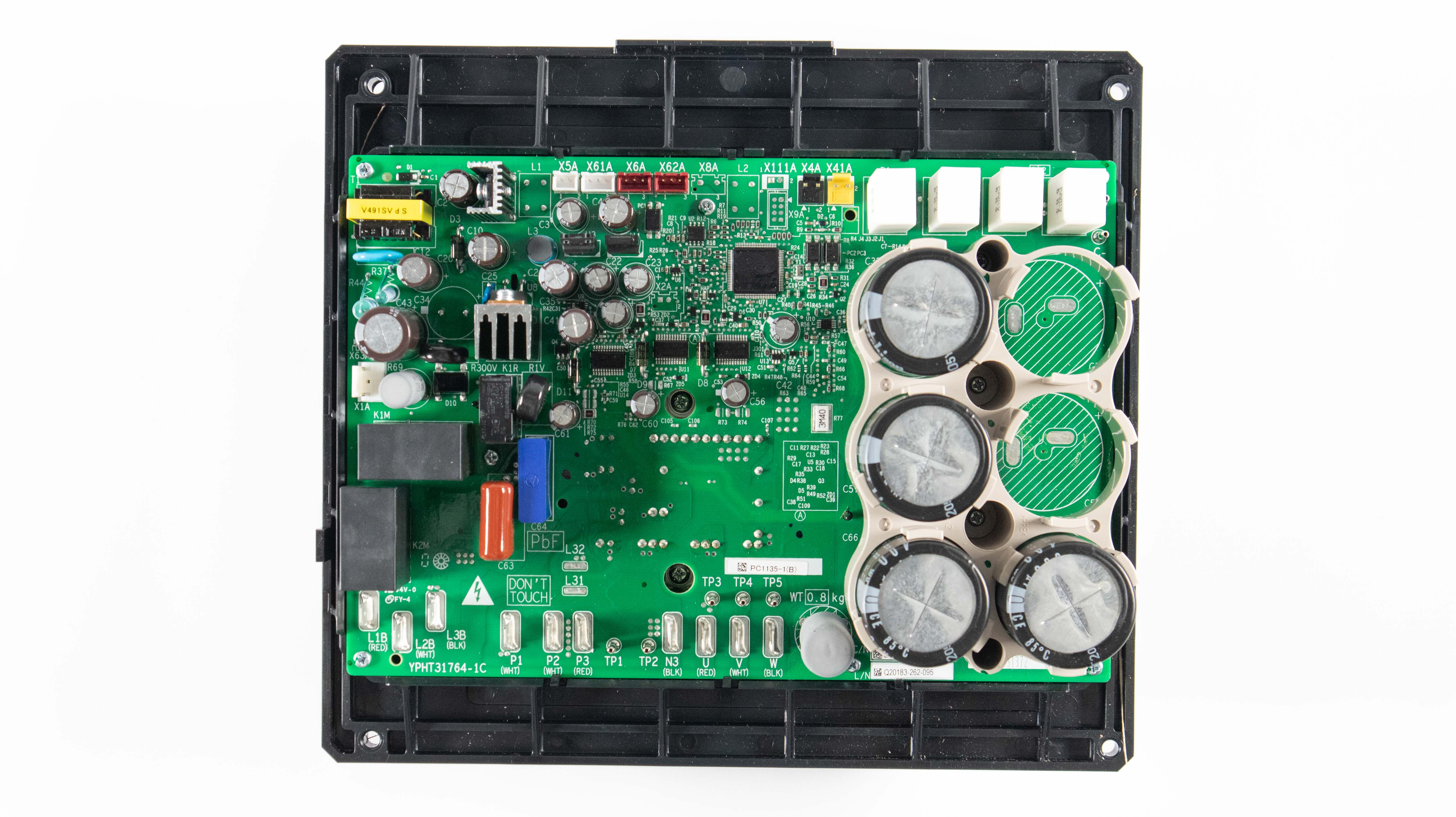 Carte inverter (A3P) pour RXYQ12P7W1B/RXYQ8P9W1B/RXYQ12P9W1B/RXYQ12P7W1B  - DAIKIN