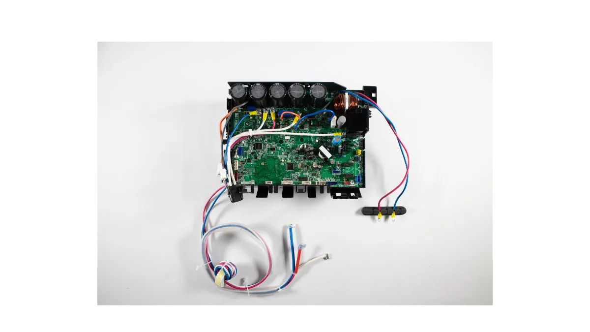 5014170 - Carte principale A1P pour RZQ100C7V1B - DAIKIN
